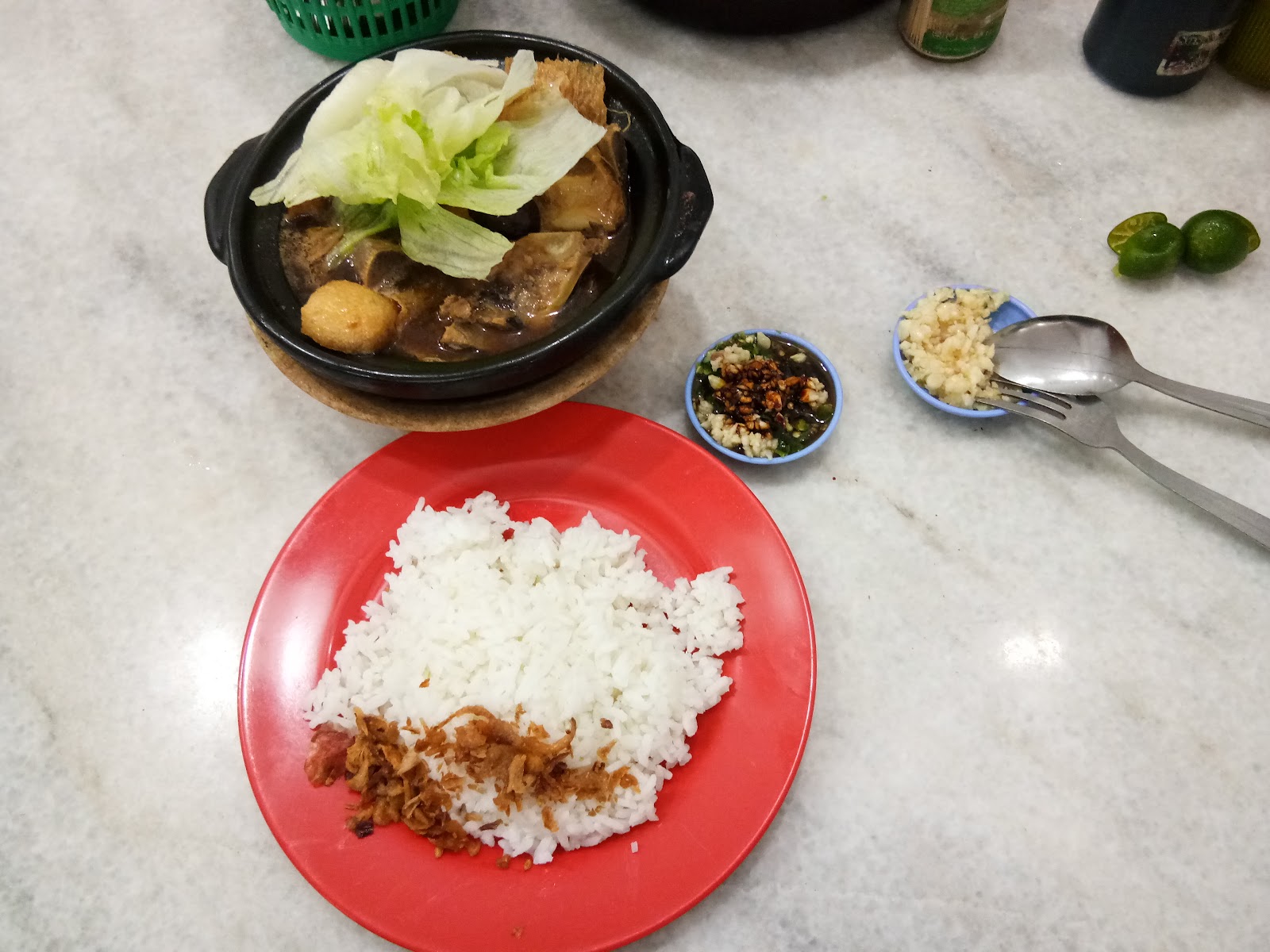 奇香肉骨茶 11