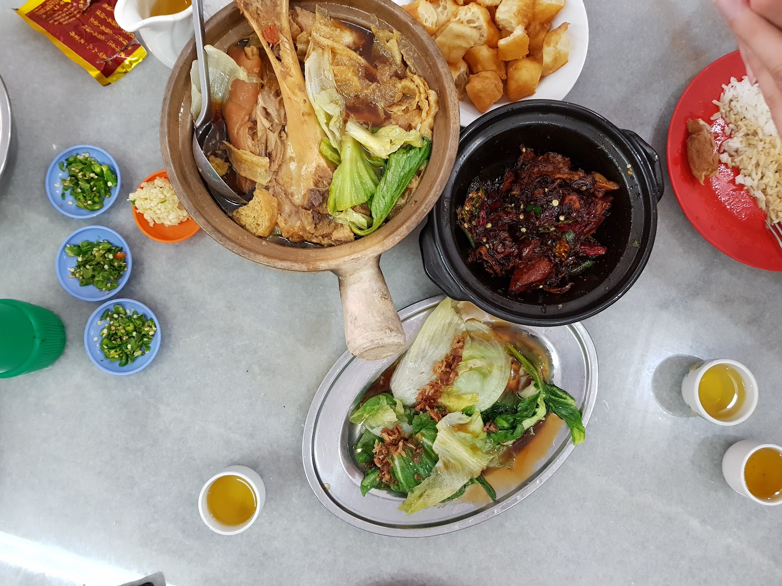 奇香肉骨茶 12